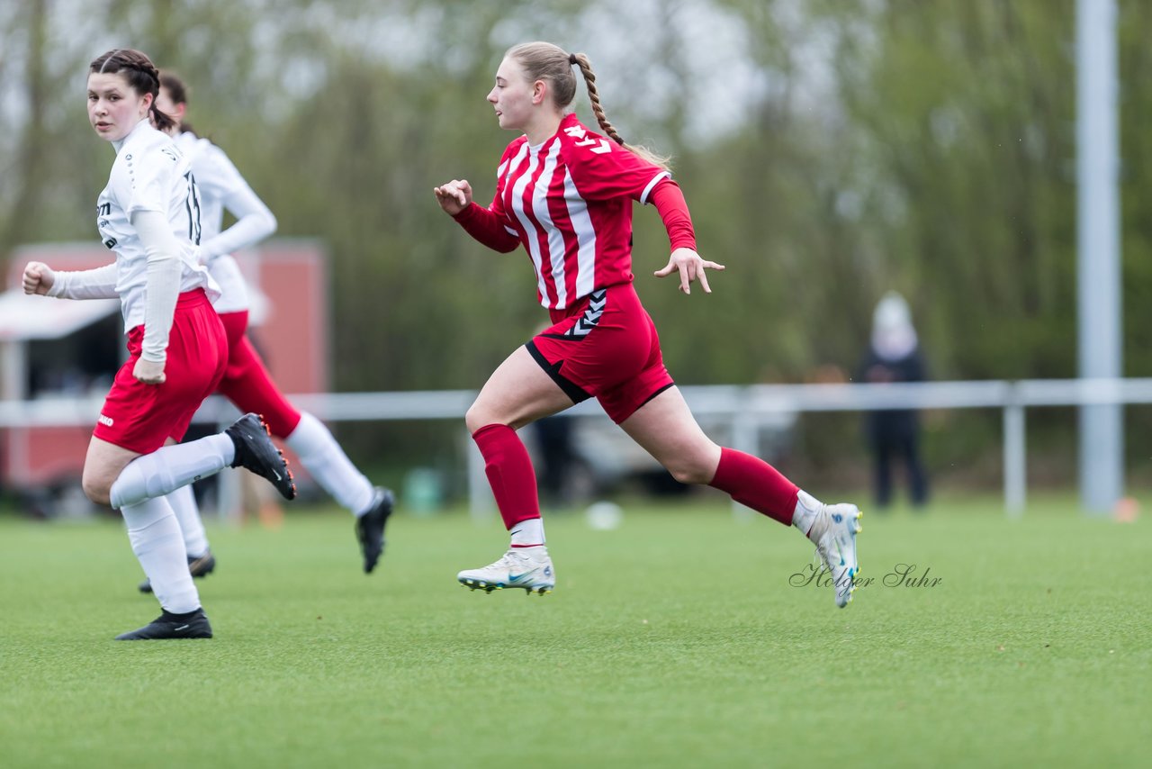 Bild 175 - wBJ SV Wahlstedt - TuS Tensfeld : Ergebnis: 0:0